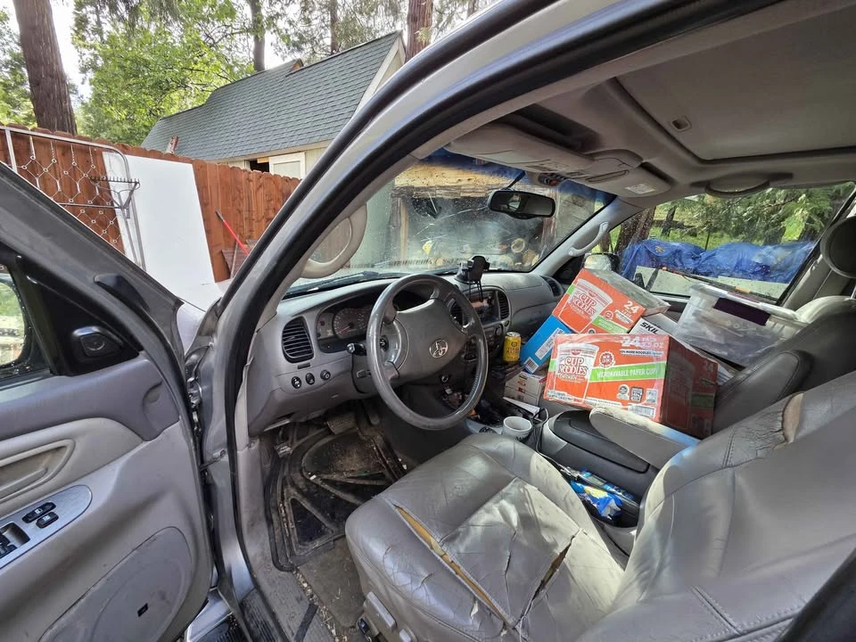 2003 Toyota Sequoia 1st Gen - Image 5 of 6