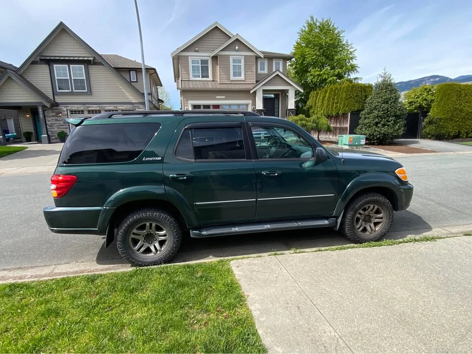 2003 Toyota Sequoia 1st Gen - Image 2 of 10