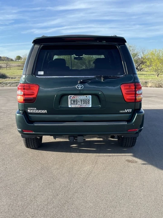 2003 Toyota Sequoia 1st Gen - Image 4 of 12
