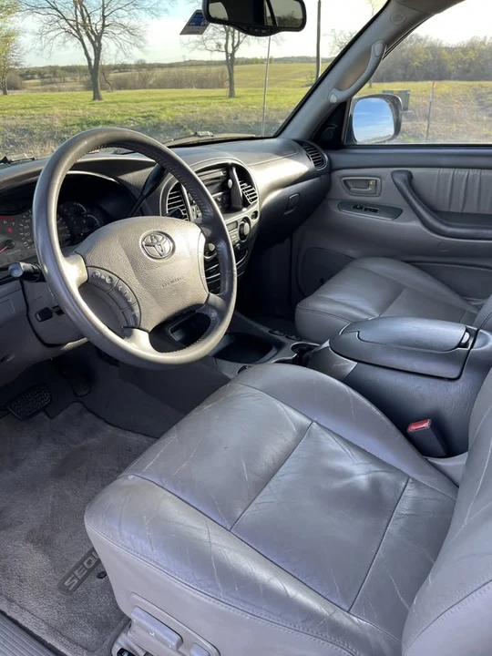 2003 Toyota Sequoia 1st Gen - Image 5 of 12