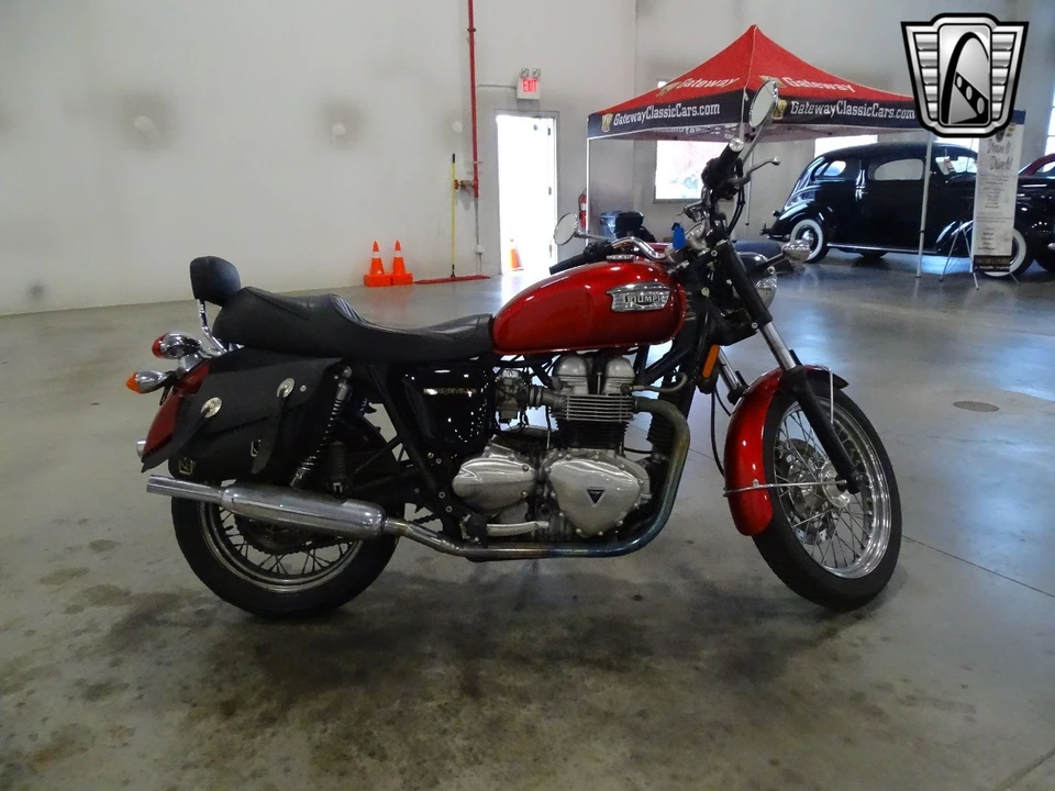 2003 Triumph New Bonneville - Image 7 of 12