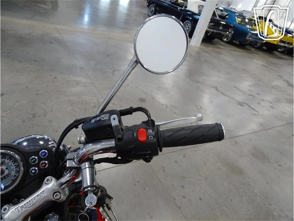 2003 Triumph New Bonneville - Image 29 of 31