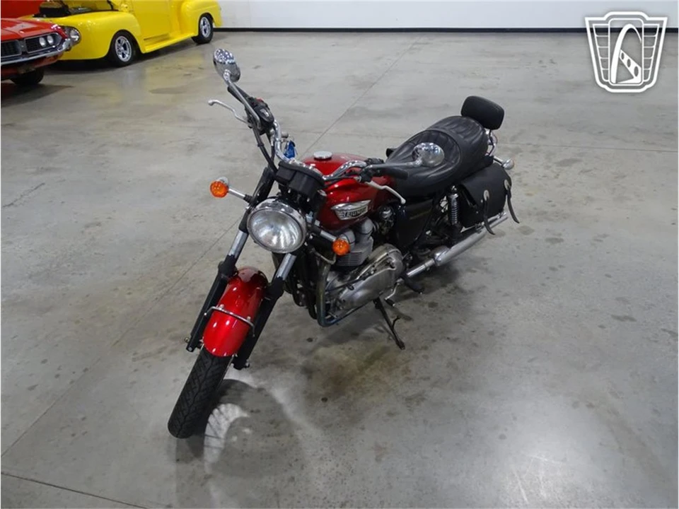 2003 Triumph New Bonneville - Image 5 of 31