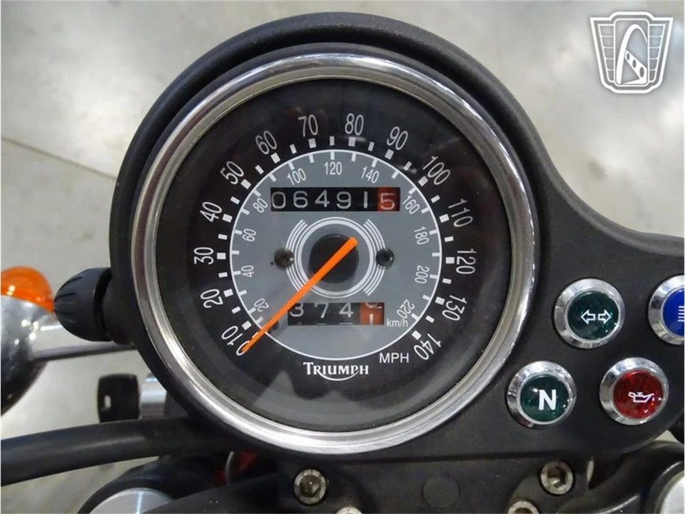2003 Triumph New Bonneville - Image 26 of 31