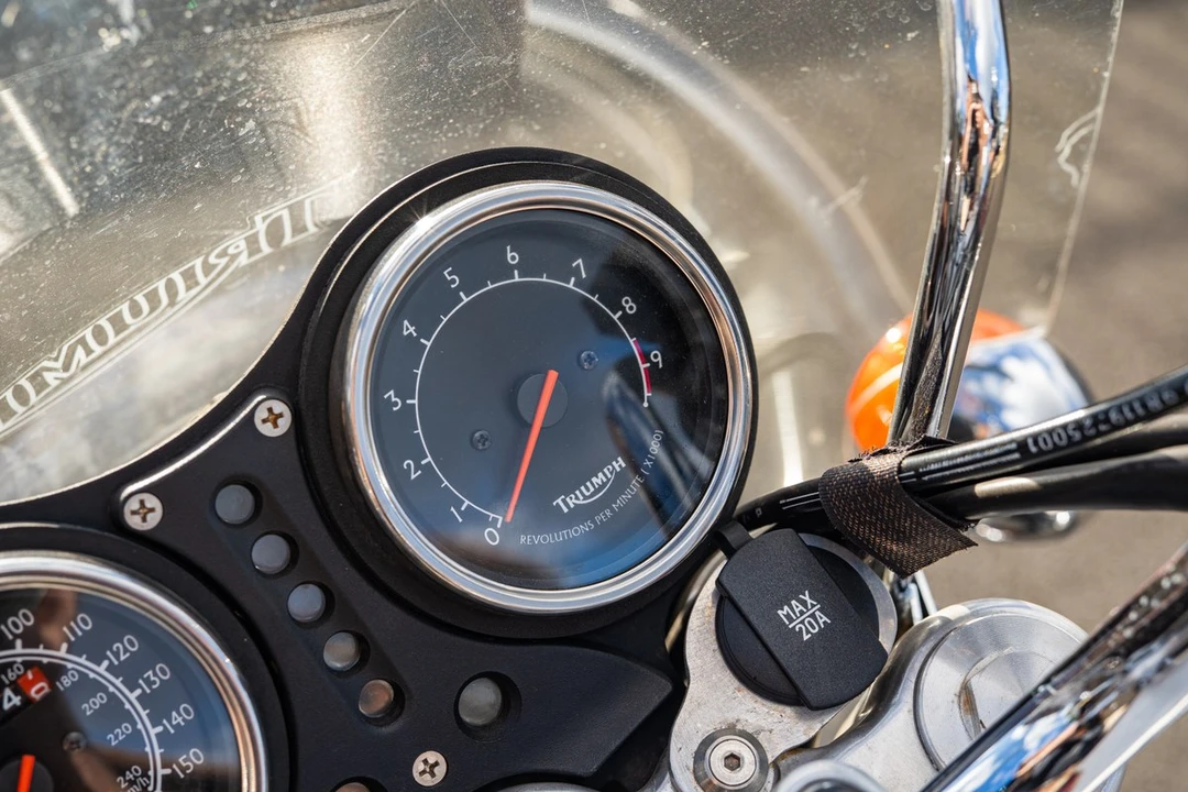 2003 Triumph Tiger (Triumph Motorcycles) - Image 29 of 31