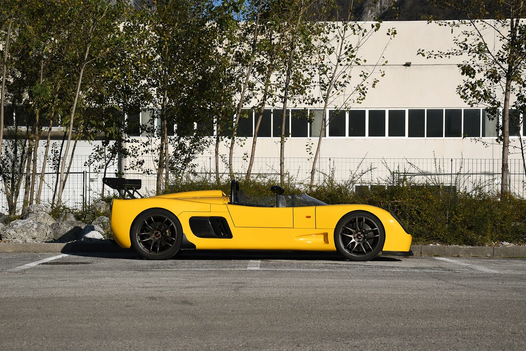2003 Ultima - Image 4 of 31
