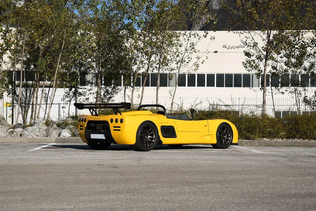 2003 Ultima - Image 5 of 31