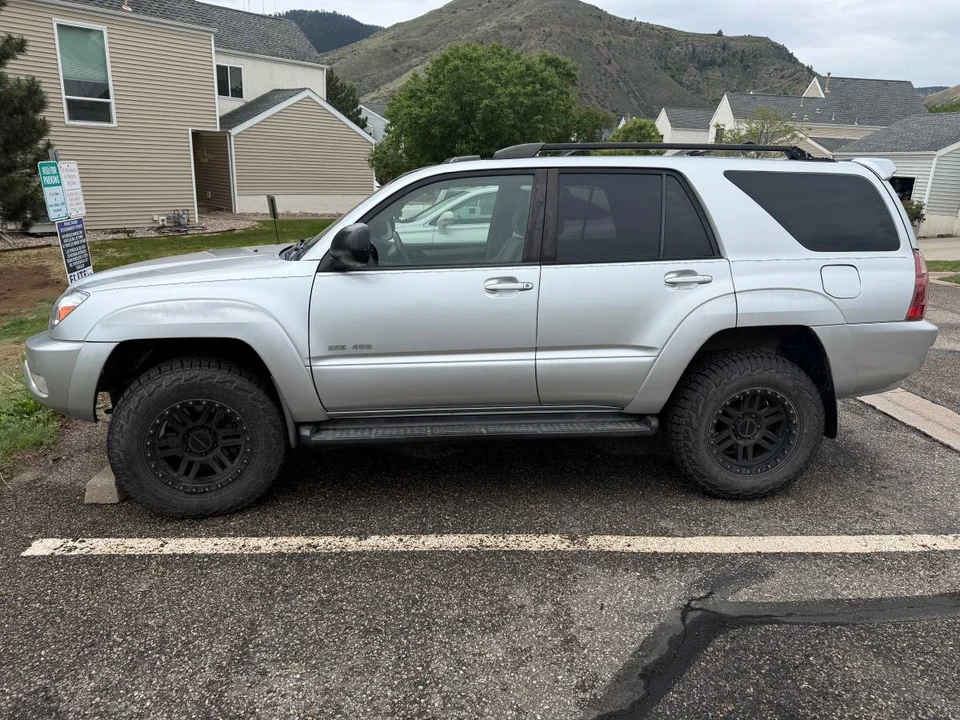 2003 Toyota 4Runner 4th Gen - Image 2 of 10