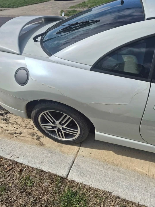 2003 Mitsubishi Eclipse 3rd Gen - Image 7 of 10