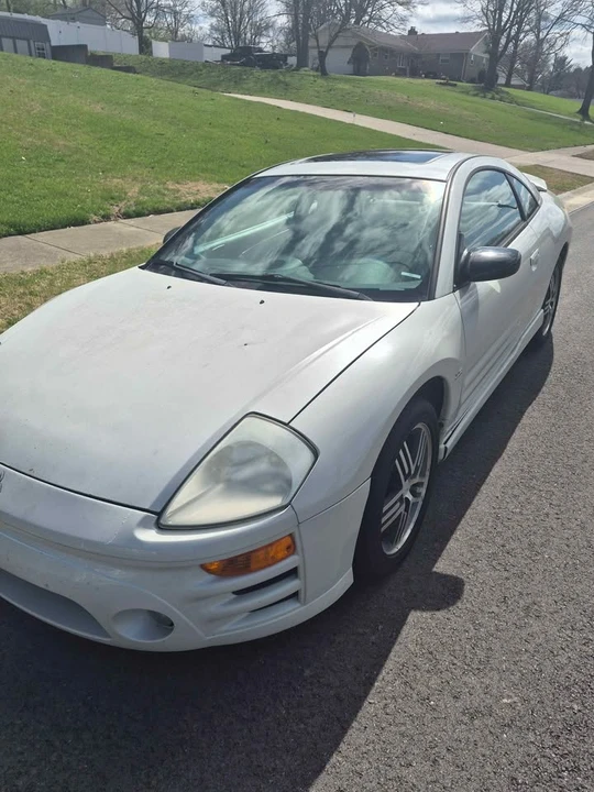 2003 Mitsubishi Eclipse 3rd Gen - Image 2 of 10
