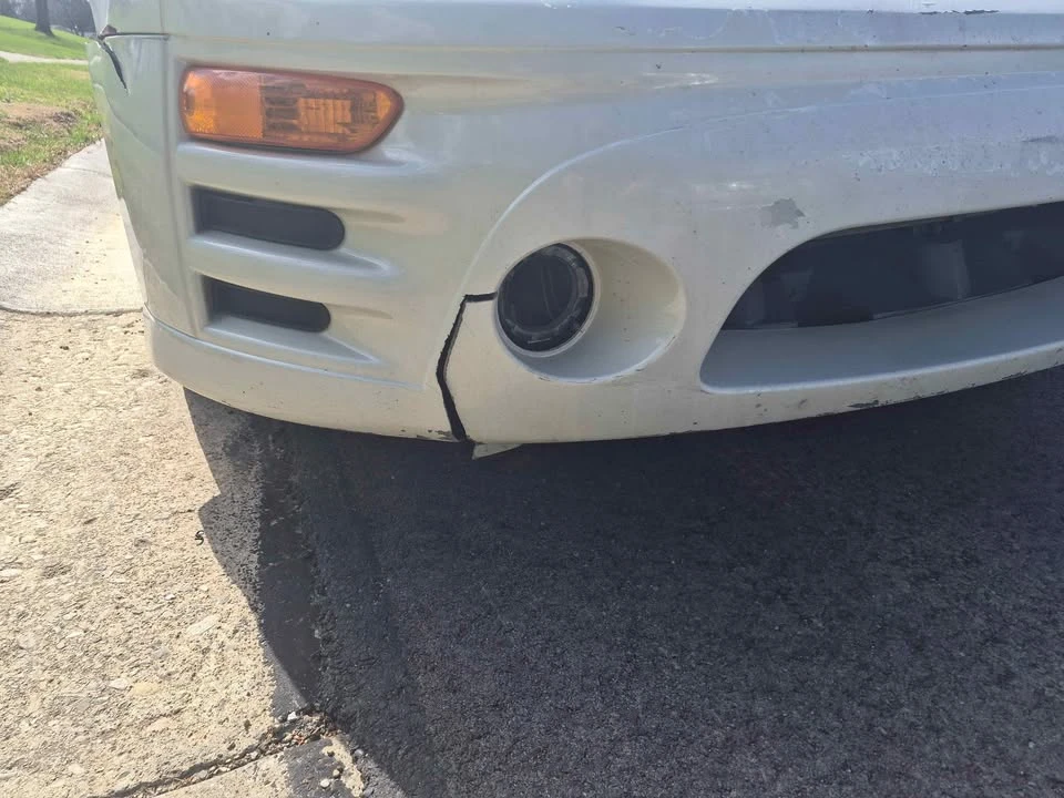 2003 Mitsubishi Eclipse 3rd Gen - Image 8 of 10