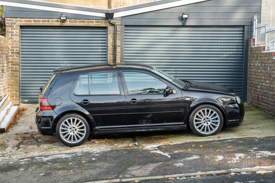 2003 Volkswagen R32 Mk4 - Image 9 of 31