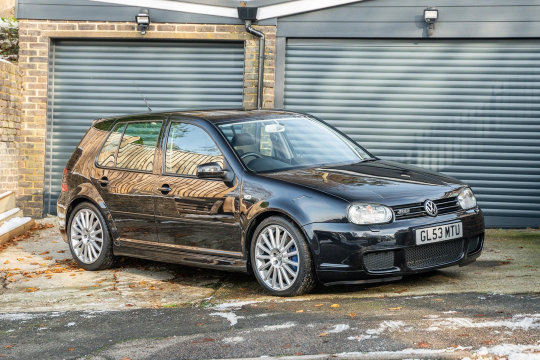 2003 Volkswagen R32 Mk4 - Image 2 of 31