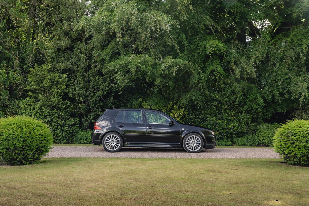 2003 Volkswagen R32 Mk4 - Image 9 of 31