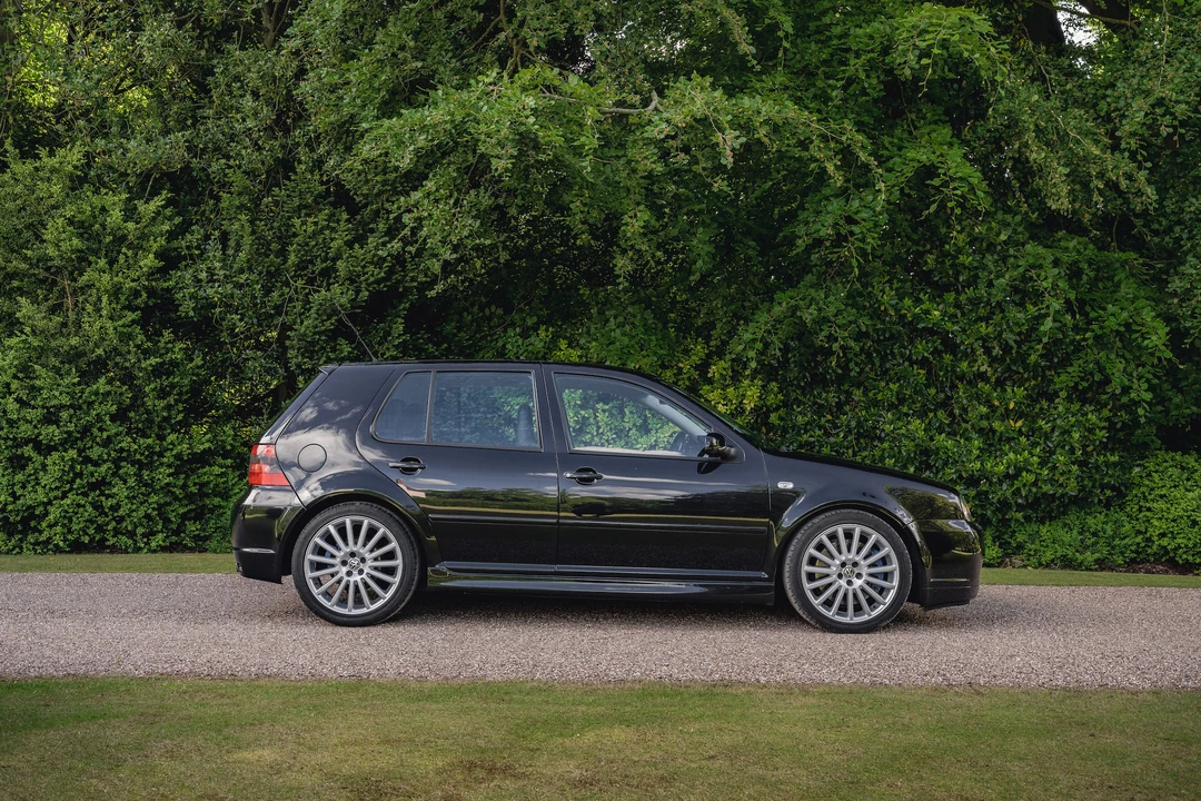 2003 Volkswagen R32 Mk4 - Image 16 of 31