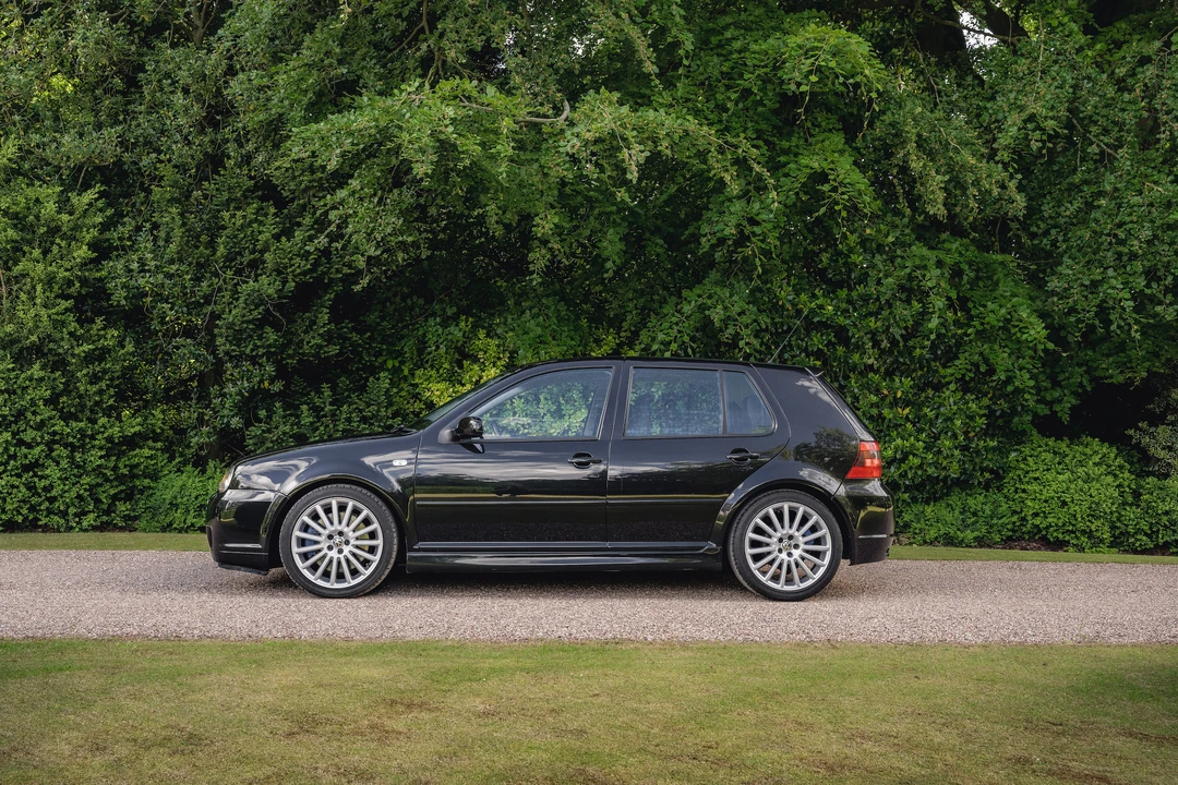 2003 Volkswagen R32 Mk4 - Image 5 of 31