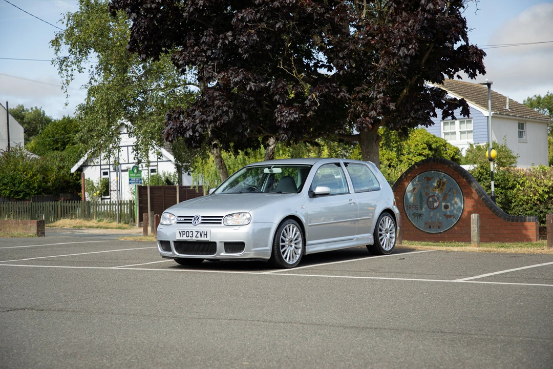 2003 Volkswagen R32 Mk4 - Image 12 of 31
