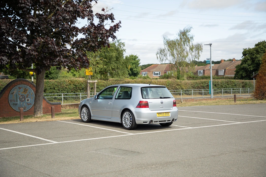 2003 Volkswagen R32 Mk4 - Image 6 of 31