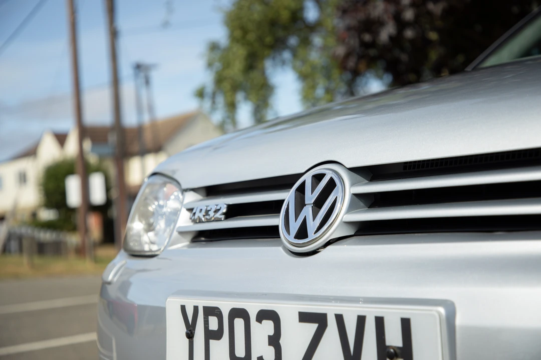 2003 Volkswagen R32 Mk4 - Image 24 of 31