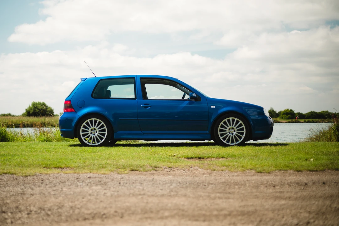 2003 Volkswagen R32 Mk4 - Image 9 of 31