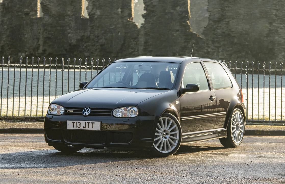 2003 Volkswagen R32 Mk4 - Image 2 of 31