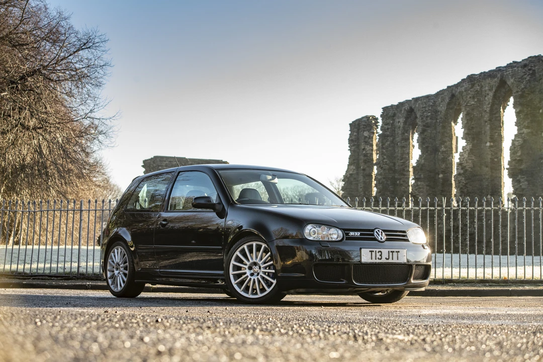 2003 Volkswagen R32 Mk4 - Image 12 of 31