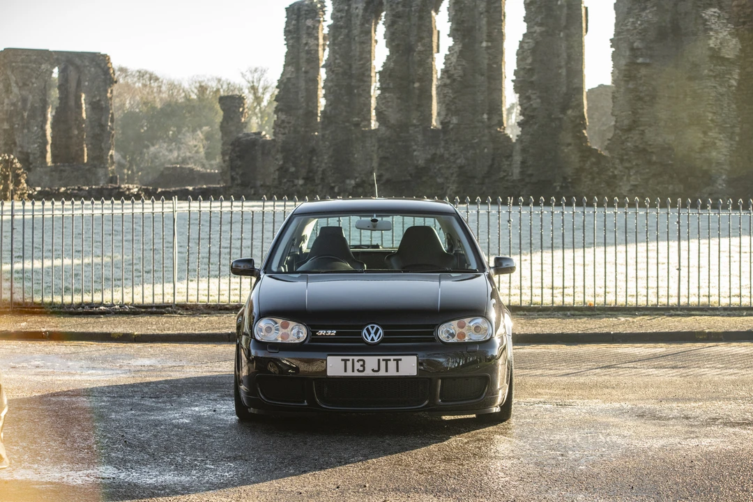 2003 Volkswagen R32 Mk4 - Image 10 of 31