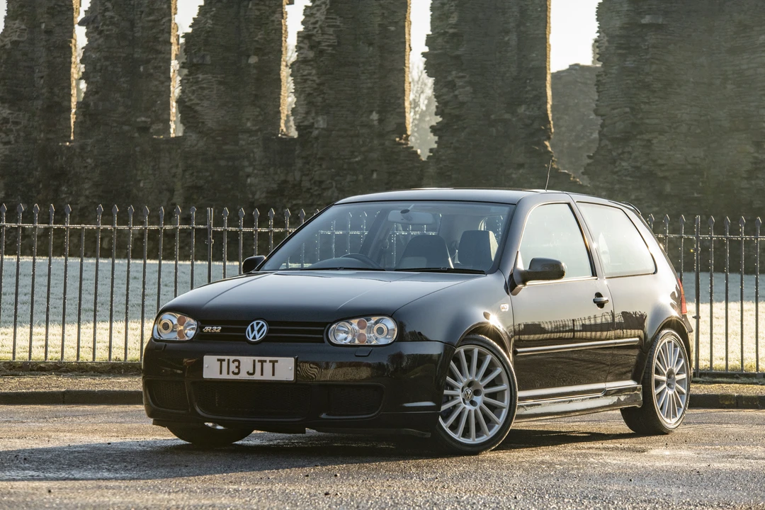 2003 Volkswagen R32 Mk4 - Image 3 of 31