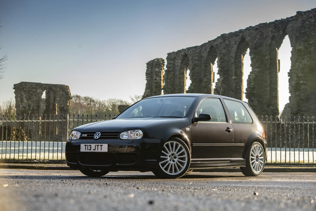 2003 Volkswagen R32 Mk4 - Image 7 of 31