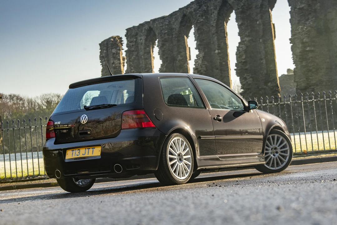 2003 Volkswagen R32 Mk4 - Image 19 of 31