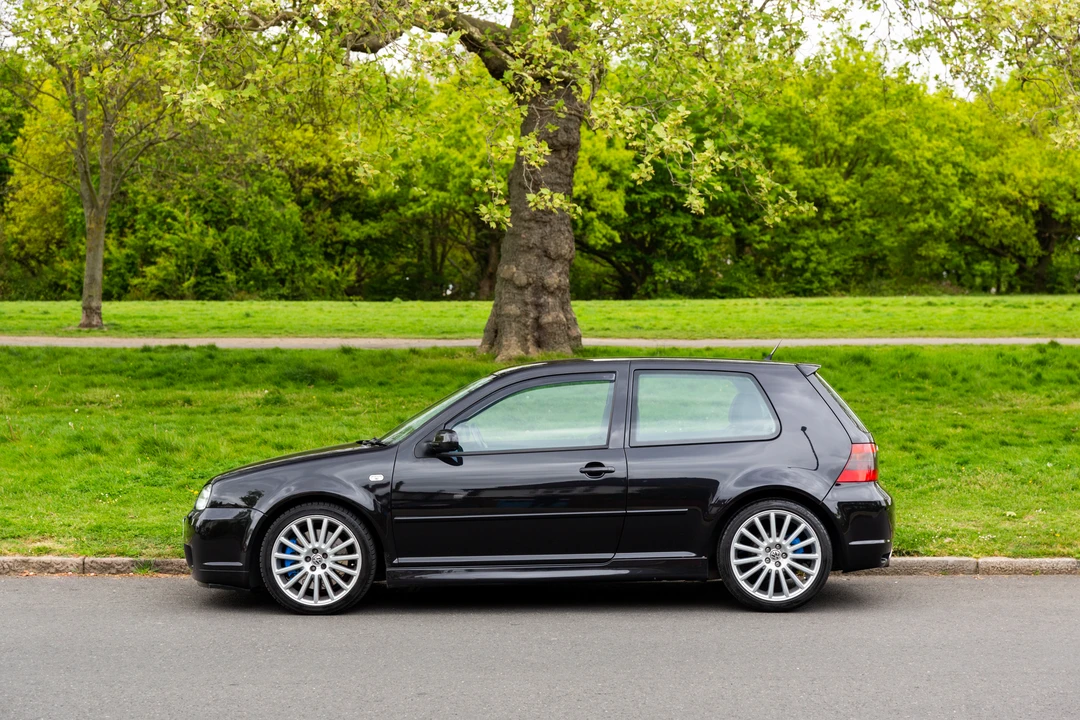 2003 Volkswagen R32 Mk4 - Image 5 of 31