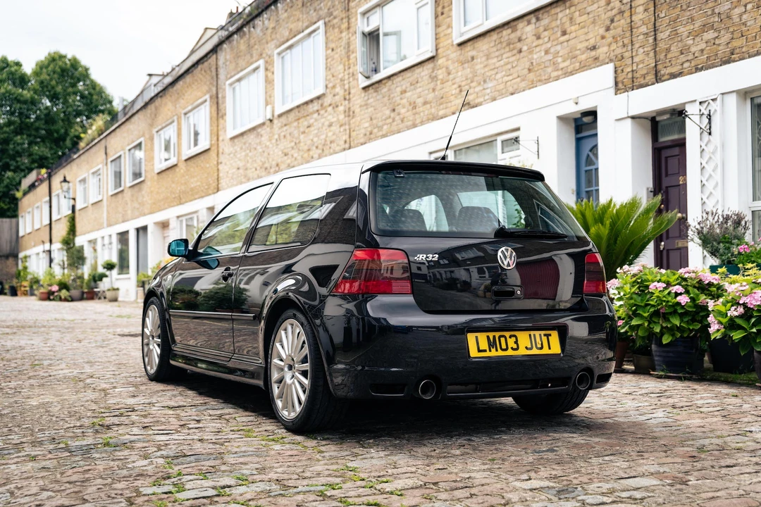 2003 Volkswagen R32 Mk4 - Image 10 of 31