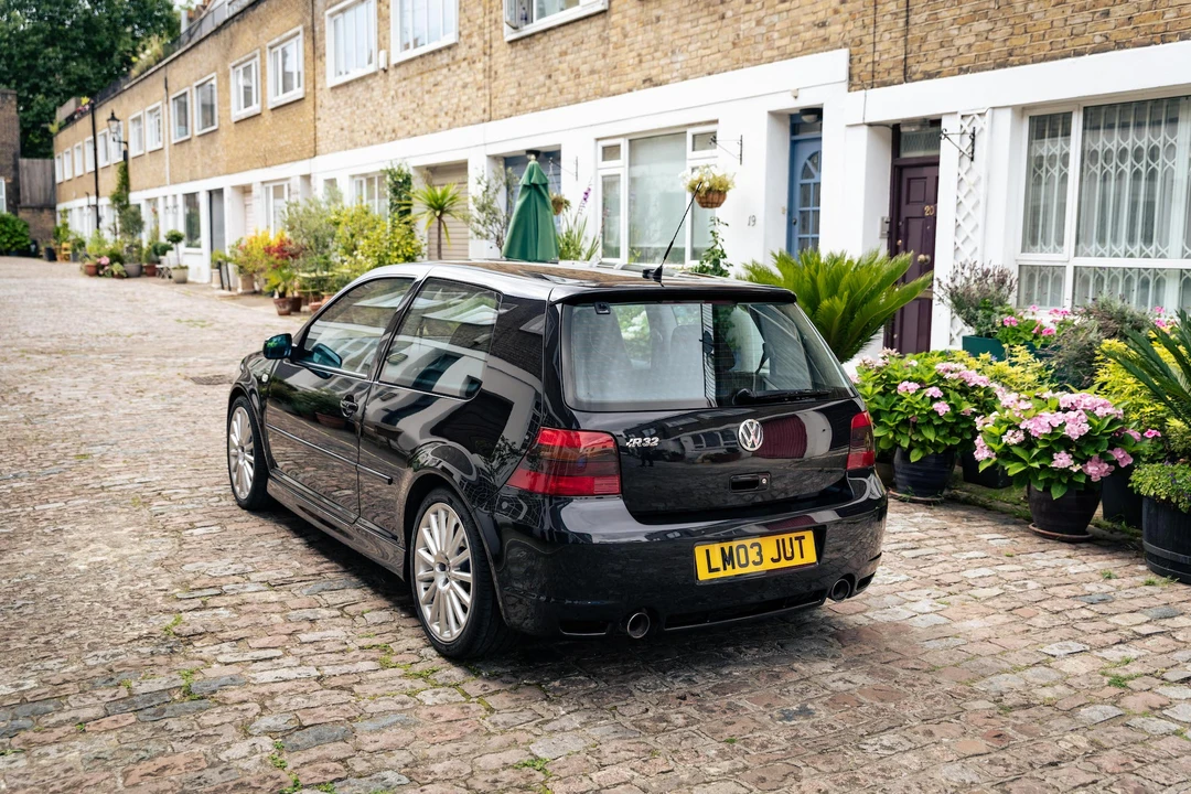 2003 Volkswagen R32 Mk4 - Image 8 of 31