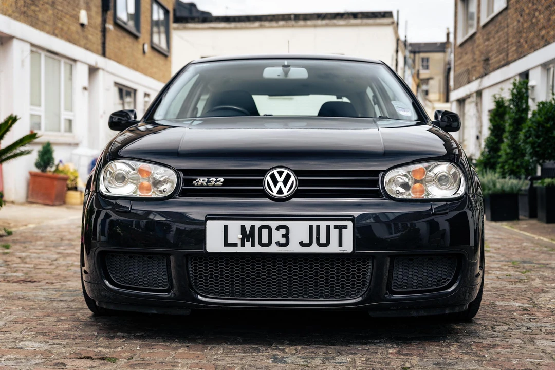 2003 Volkswagen R32 Mk4 - Image 15 of 31