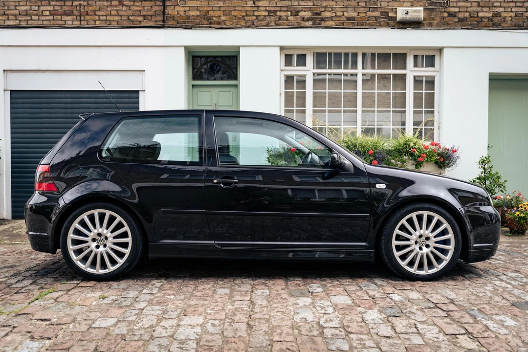 2003 Volkswagen R32 Mk4 - Image 13 of 31