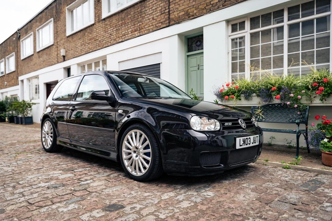 2003 Volkswagen R32 Mk4 - Image 14 of 31