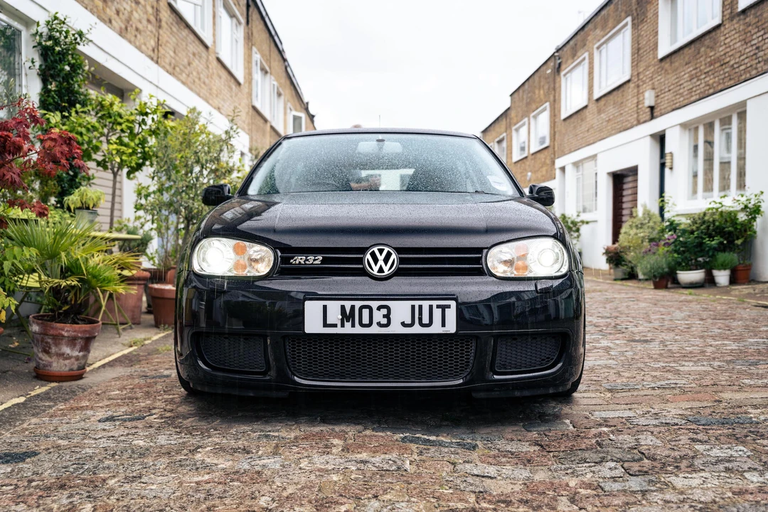 2003 Volkswagen R32 Mk4 - Image 3 of 31
