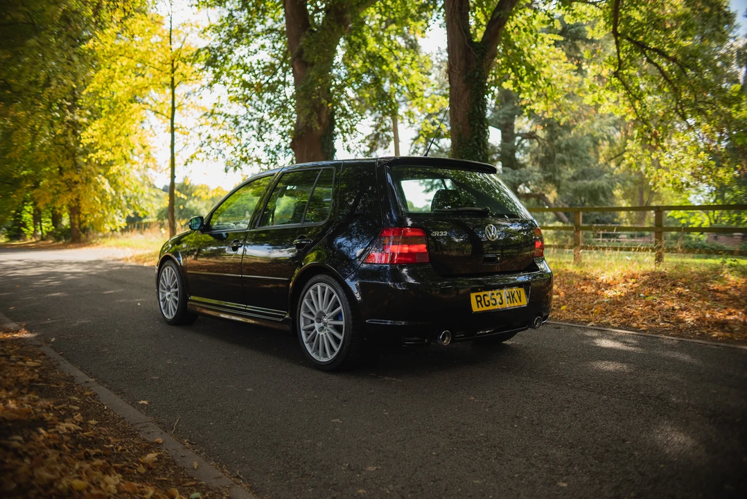 2003 Volkswagen R32 Mk4 - Image 16 of 31