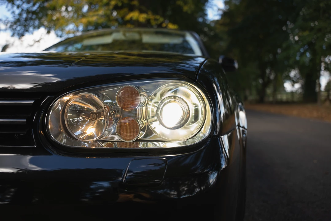2003 Volkswagen R32 Mk4 - Image 21 of 31