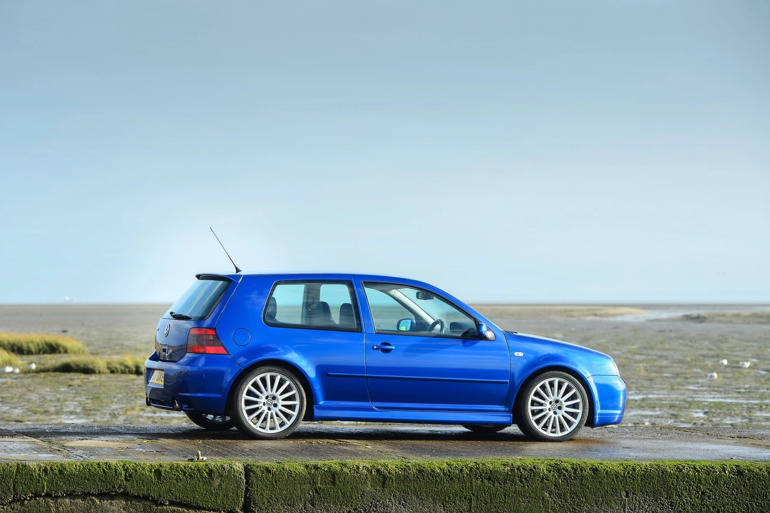 2003 Volkswagen R32 Mk4 - Image 28 of 31