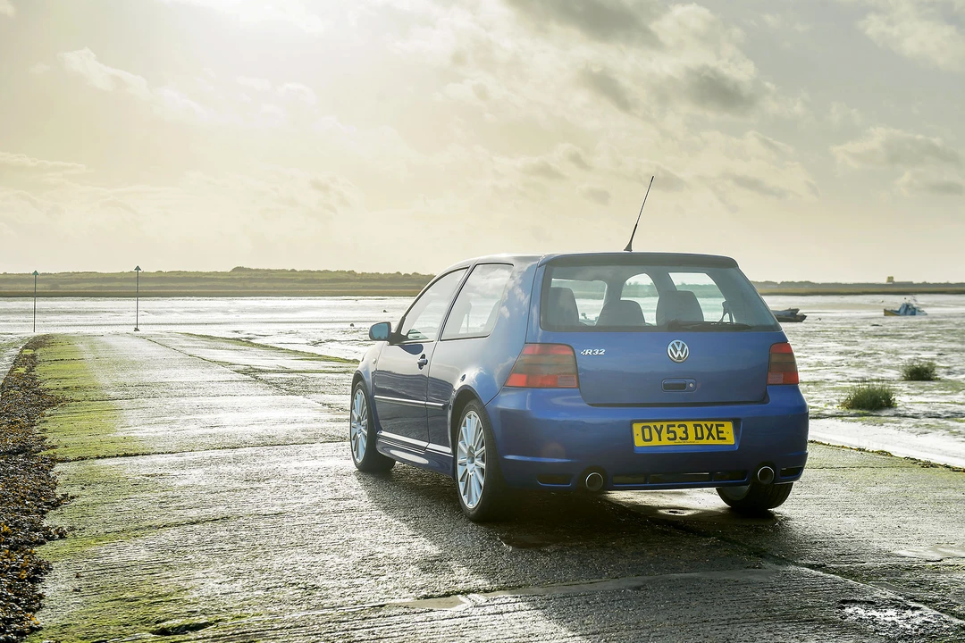 2003 Volkswagen R32 Mk4 - Image 8 of 31