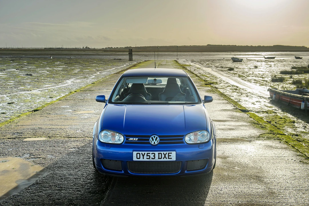 2003 Volkswagen R32 Mk4 - Image 12 of 31