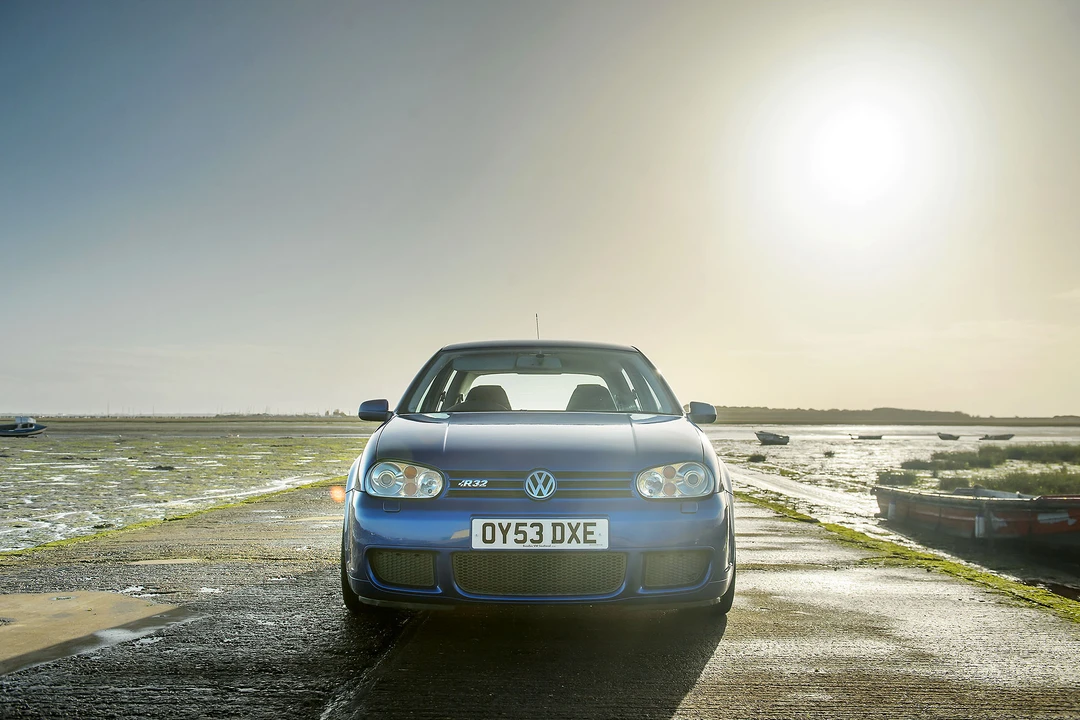 2003 Volkswagen R32 Mk4 - Image 14 of 31