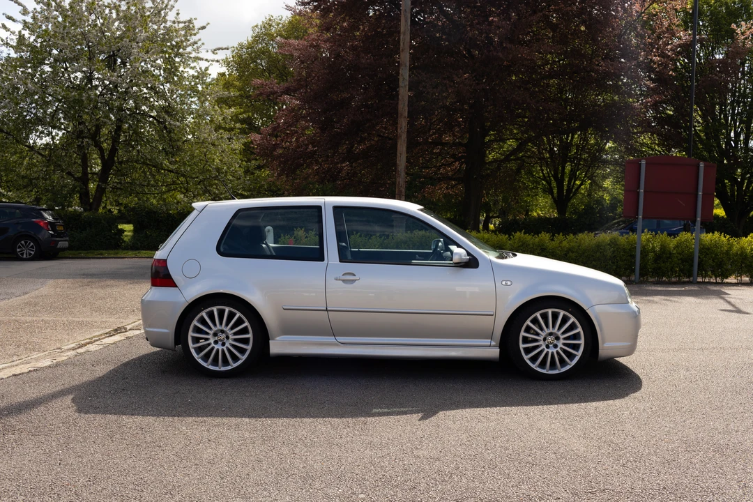 2003 Volkswagen R32 Mk4 - Image 8 of 31