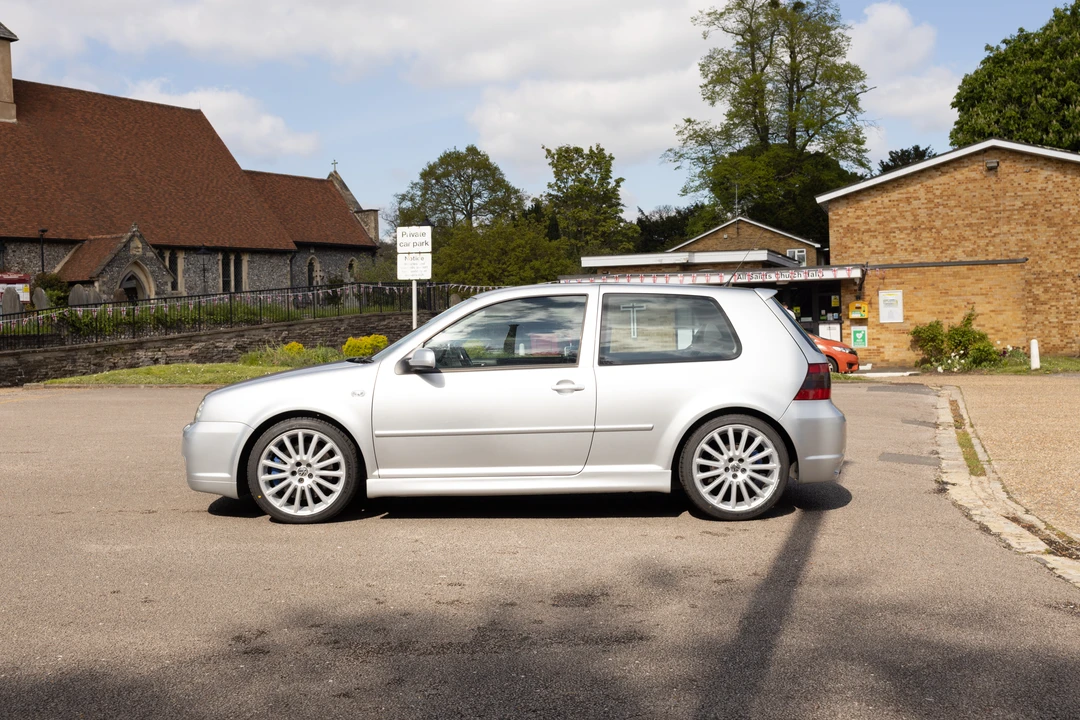 2003 Volkswagen R32 Mk4 - Image 12 of 31