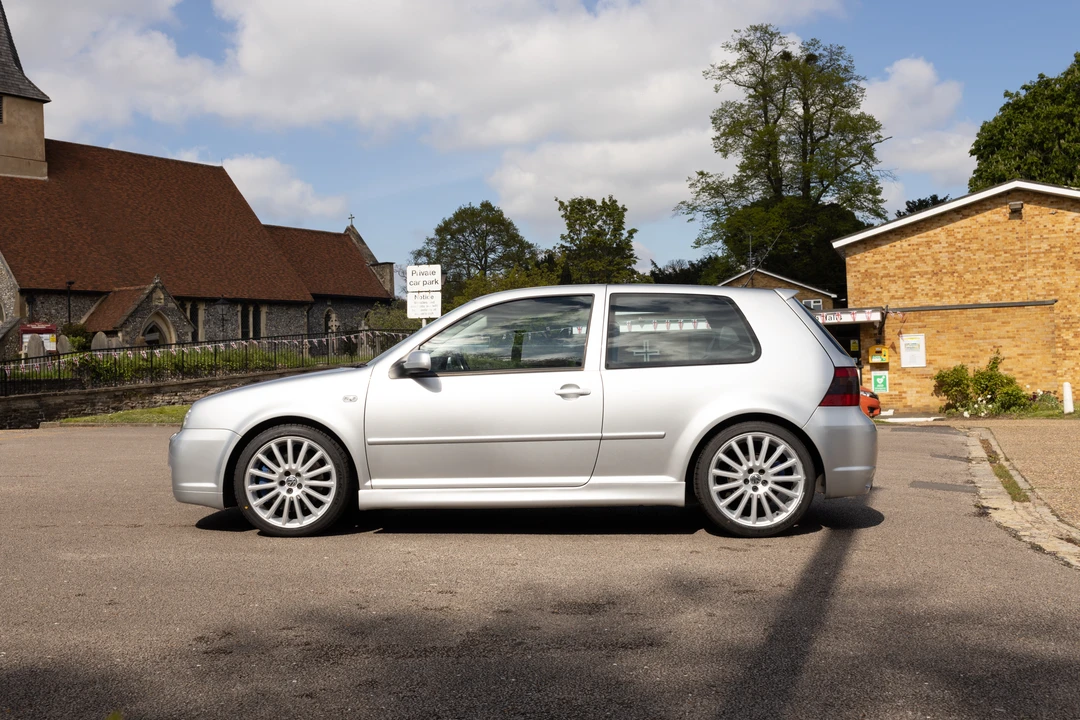 2003 Volkswagen R32 Mk4 - Image 5 of 31