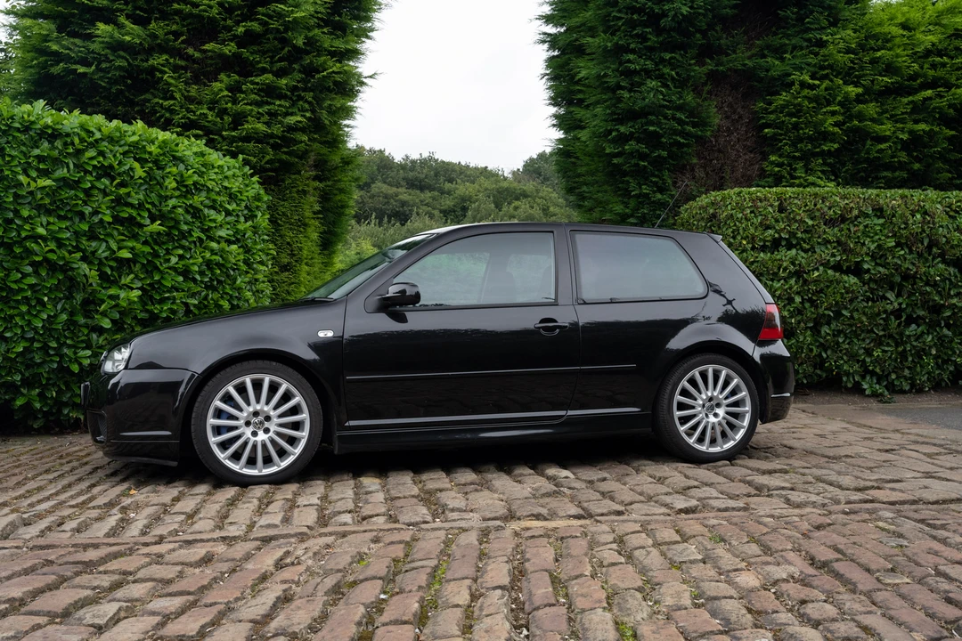 2003 Volkswagen R32 Mk4 - Image 9 of 31