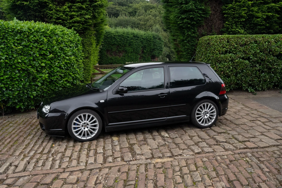 2003 Volkswagen R32 Mk4 - Image 17 of 31