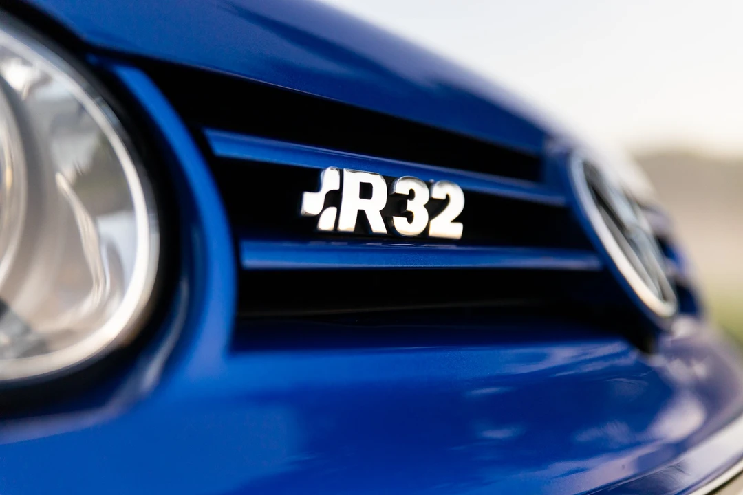 2003 Volkswagen R32 Mk4 - Image 14 of 31