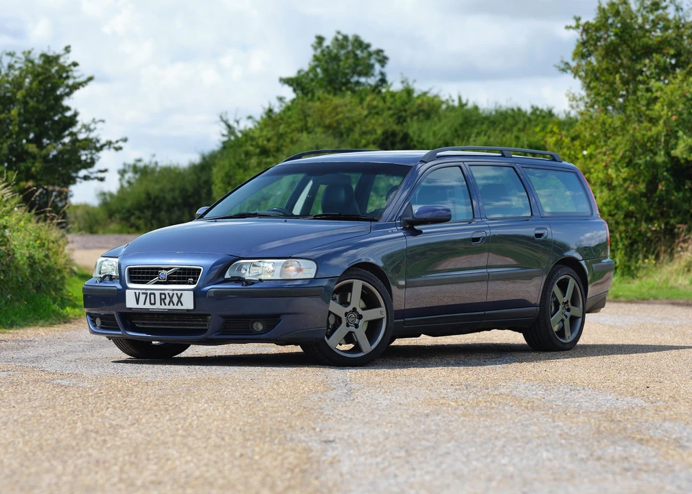 2003 Volvo V70 R 2nd Gen - Image 2 of 31